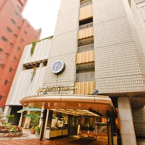 https://camelot-japan-yokohama.kanagawa-hotels.com